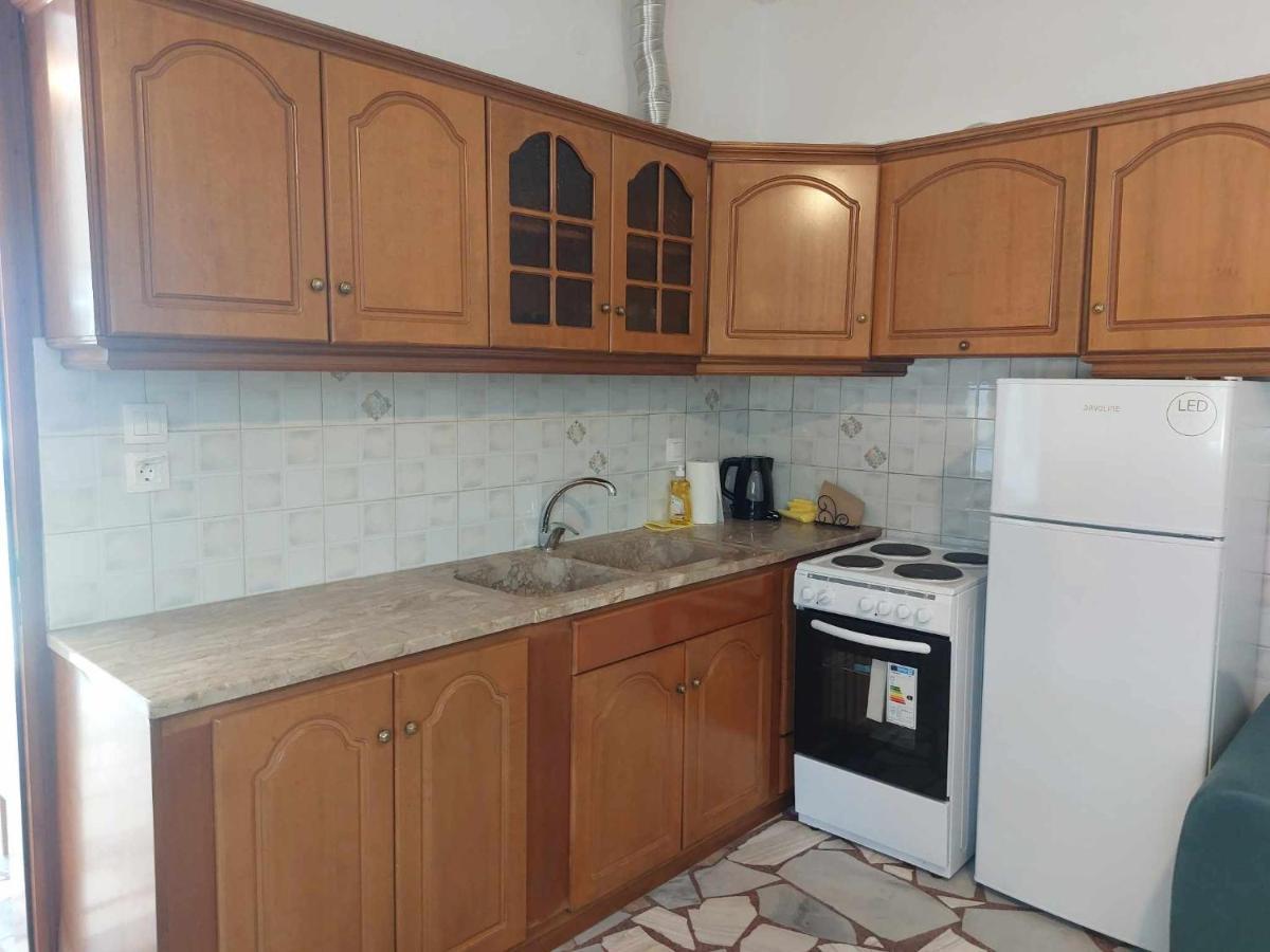Studio Με Όλες Τις Ανέσεις Vétrina Esterno foto